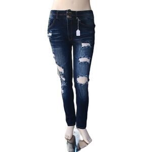 59015...Kancan Straight leg Jeans Size XL 32 , 29 1/2"Inseam 10"Rise